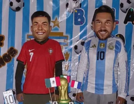 show de futbol para fiestas infantiles con CR7 y Messi